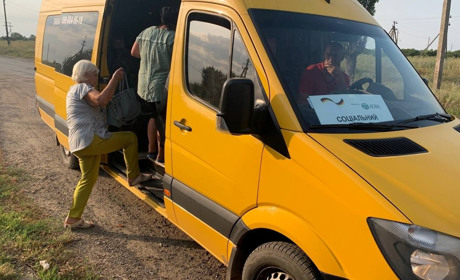 Мешканців Троїцького та Новозванівки до Попасної возитеме соціальний автобус: проїзд безкоштовний