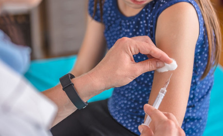 МОЗ рекомендує вакцинувати дітей 12+ проти COVID-19 в окремих випадках