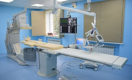 7 місяців простою за понад 400 тисяч євро: чому ангіограф у Сарнах не працює