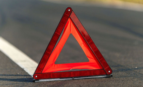 ДТП поблизу Красносілки: автомобіль з'їхав у кювет та перекинувся