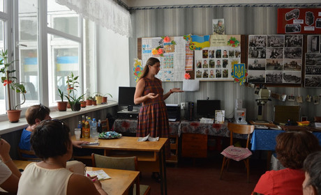 У Рашівці відбулася презентація збірки віршів місцевої поетеси Людмили Василик