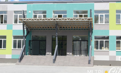 Одну школу откроют, другую закроют