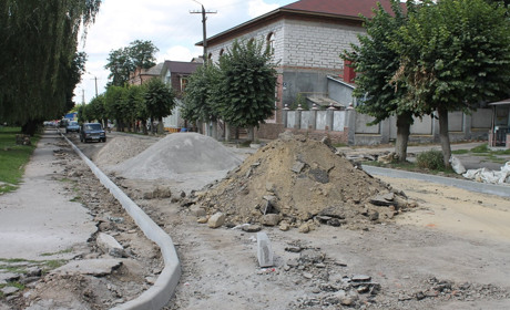 Де в Барі проводять ремонт доріг, хто і за скільки