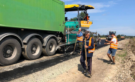 Від початку й до кінця: де в Сарненському районі ремонтують міжнародну дорогу