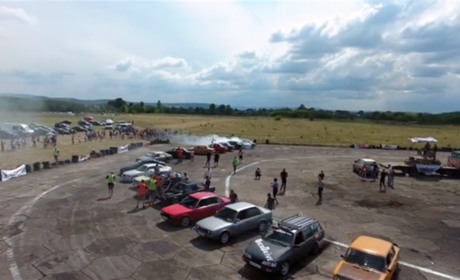 Мапа України з авто та Тризуб на Лужанському аеродромі 27 серпня: планують встановити рекорд