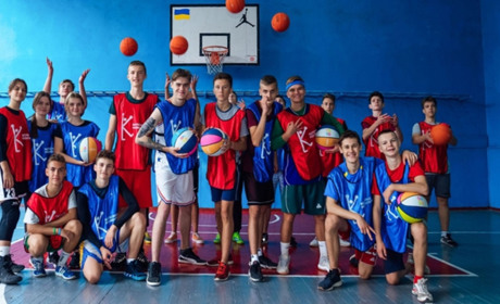 Новий спортивний інвентар для шкіл від Klitschko Foundation та Decathlon Ukraine: як отримати?