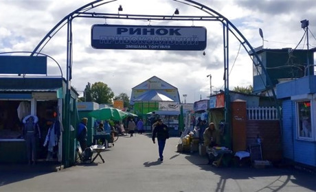На Привокзальному ринку у Чернігові зґвалтували 13-річну дівчинку