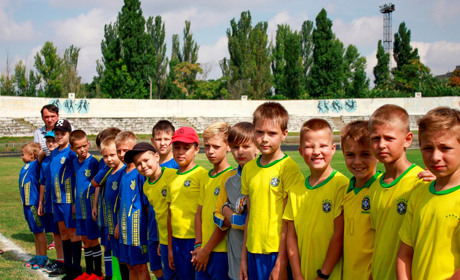 Як пройшло закриття Всеукраїнського юнацького турніру з футболу пам'яті Сергія Закарлюки