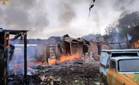 У Сахутівці вогонь знищив усе, що мала родина переселенців. Чому на пожежу не виїхала місцева ПСО