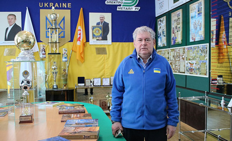 Колишньому директору ДЮСШ «Електрометалург» Семену Рохкіну відкриють пам'ятну дошку