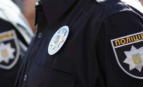 У Києві, в наметі на березі річки, знайшли мертвою уродженку Чернігівщини