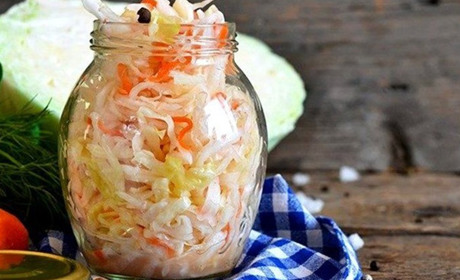 Смачна та хрустка квашена капуста: рецепти та секрети приготування