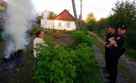 У Володимирці провели рейд місцями задимлення. Паліїв шукали безпілотником, попереджали і штрафували