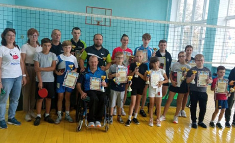 Гадячани взяли участь у турнірі із настільного тенісу