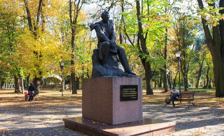 30 років тому у Ніжині відкрито пам’ятник Тарасу Шевченку