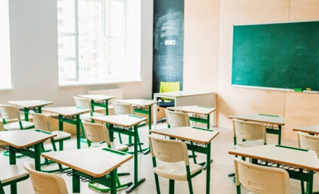 «Жовта» зона карантину: про обов’язкову вакцинацію для вчителів та заохочення щеплюватися у регіонах