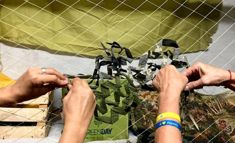 Щоб захистити тих, хто захищає