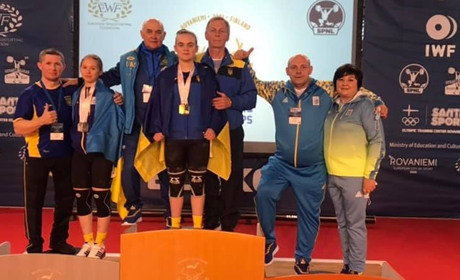 Попаснянка стала призеркою чемпіонату Європи з важкої атлетики: який результат продемонструвала