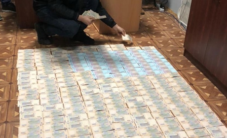 Матеріали щодо працівників кіберполіції, яких СБУ викрила на вимаганні коштів, передали до суду