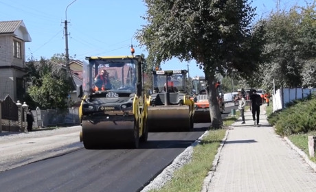 Ремонтують відрізок головної транспортної артерії Чорткова (+ відео)