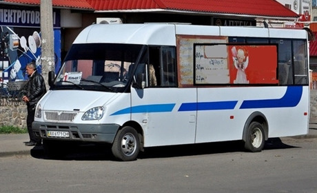 Перевізники скаржаться на збитки: у Лозовій може підвищитись вартість проїзду у маршрутках