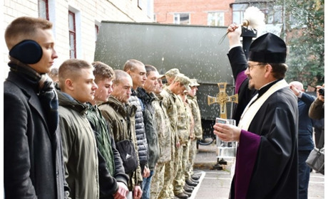 У Ніжині провели перших призовників осіннього призову цього року