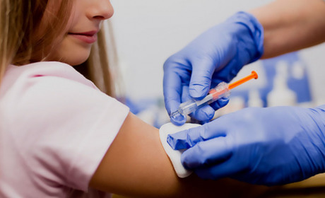 Цифра. У Корюківському районі вакцинувалася майже третина дорослого населення