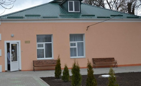 Старокостянтинівська лікарня розпочала госпіталізацію хворих на коронавірус