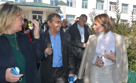 Новини за 4-10 жовтня: призначення директорів шкіл, проводи призовників та візити у громади