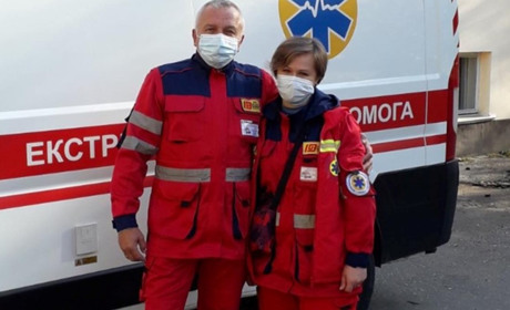 Медики "швидкої" вивели зі стану клінічної смерті мешканку Лозівського району