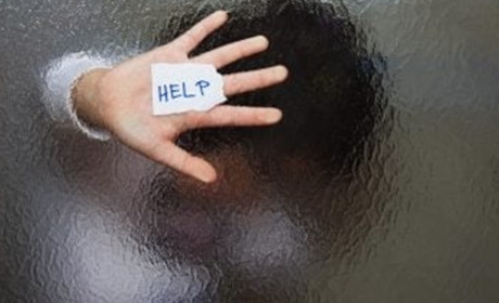 Як розпізнати насильство: перевір свої стосунки з партнером чи партнеркою