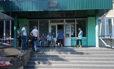 У Первомайській райлікарні прийматимуть окуліст та ортопед-травматолог: як записатися