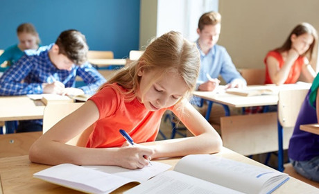 На Буковині на COVID-19 хворіє 498 учнів і 184 працівників шкіл