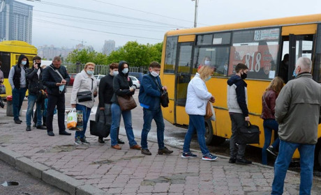 Невакциновані жителі Київщини не зможуть поїхати в інші регіони