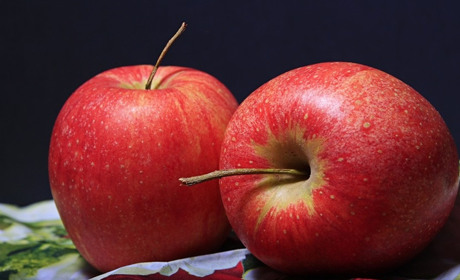 Яблучний сезон: добірка смачних та простих страв