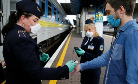 Нові правила пасажирських перевезень: як у потягах перевірятимуть COVID-сертифікати