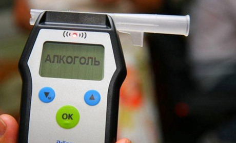 Драгер зашкалює: на Шепетівщині з початку року поліцейські впіймали 808 нетверезих водіїв