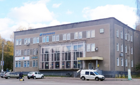 Центр вакцинації в Мені переміститься у приміщення пошти