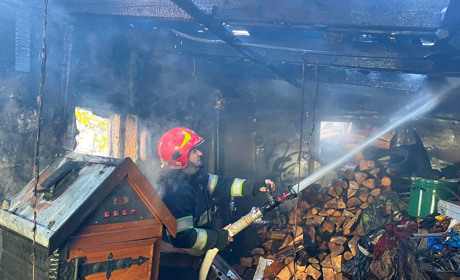 На Закузьминській у Старокостянтинові горів гараж