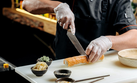 Где готовят вкусные суши и роллы в Одессе?