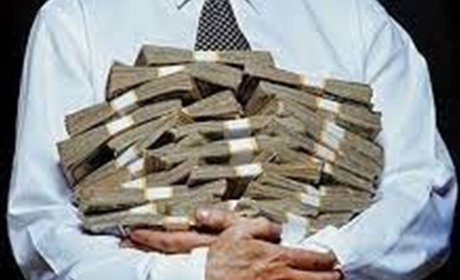 Привласнив майже 900 тисяч гривень: у Славуті судитимуть замдиректора держпідприємства