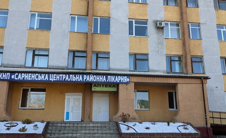 З лікарні в Сарнах вимагають повернути понад 11 мільйонів. Головний лікар каже — платити не будуть