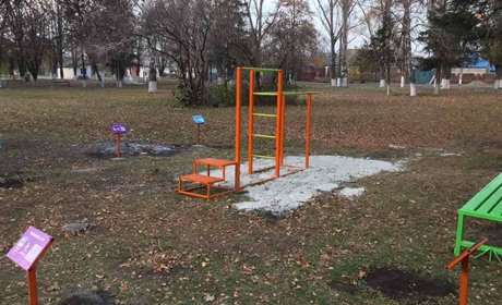 У Хлібодарівці з’явився новий спортивний майданчик