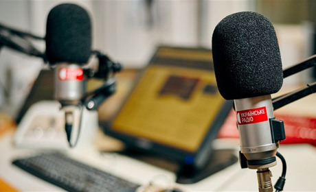Як написати радіодиктант 9 листопада: Суспільне радіо в FM-діапазоні тепер доступне і у Вараші