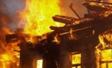 На Ніжинщині горів будинок