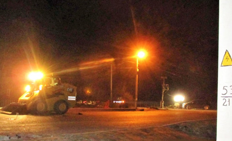 У Сарненському районі скутерист в'їхав у навантажувач: водій у комі