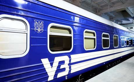 Волновасьці зможуть першими оцінити 10 новеньких вагонів Укрзалізниці
