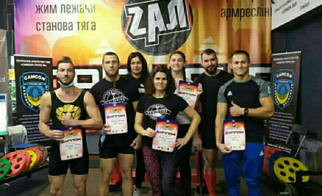 Душевна атмосфера та дух боротьби: Микола Волошанюк про змагання з пауерліфтингу в Одесі