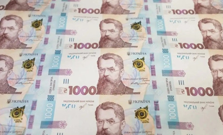 Кожному вакцинованому українцю Зеленський пообіцяв тисячу гривень. На фітнес, кіно і мандрівки