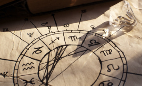 Що зірки нам пророкують: гороскоп на грудень 2021 року